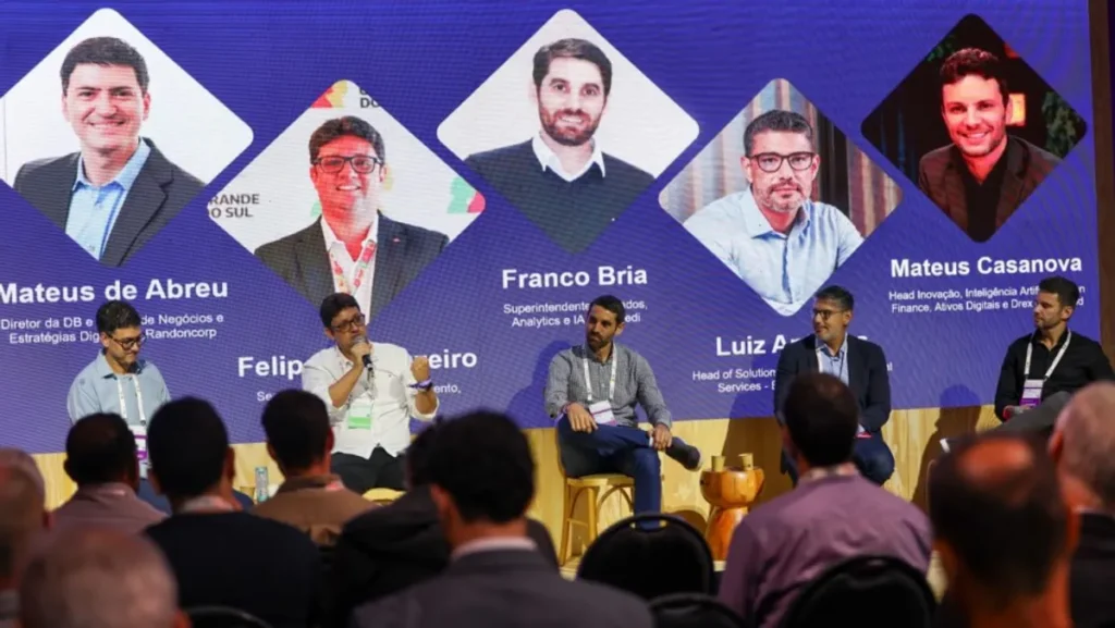 Painel de discussão sobre IA e dados em grandes organizações no South Summit Brazil