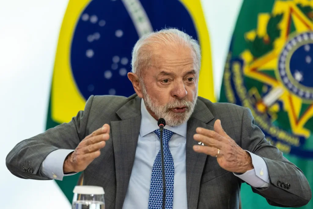 Presidente Lula discursa em evento público na Bahia