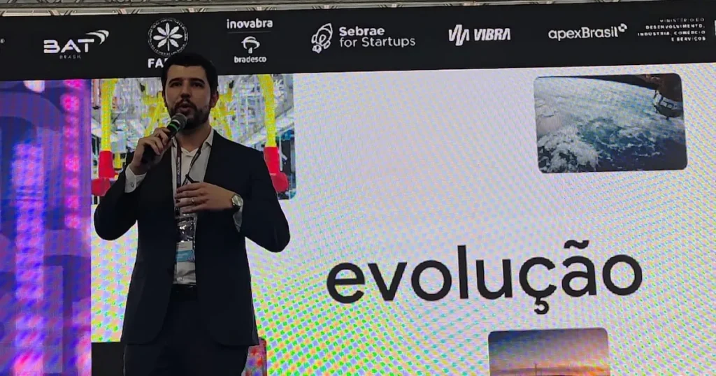 Arthur Villardi Martins, head do Google Brasil, discute o papel do setor público no desenvolvimento da IA.
